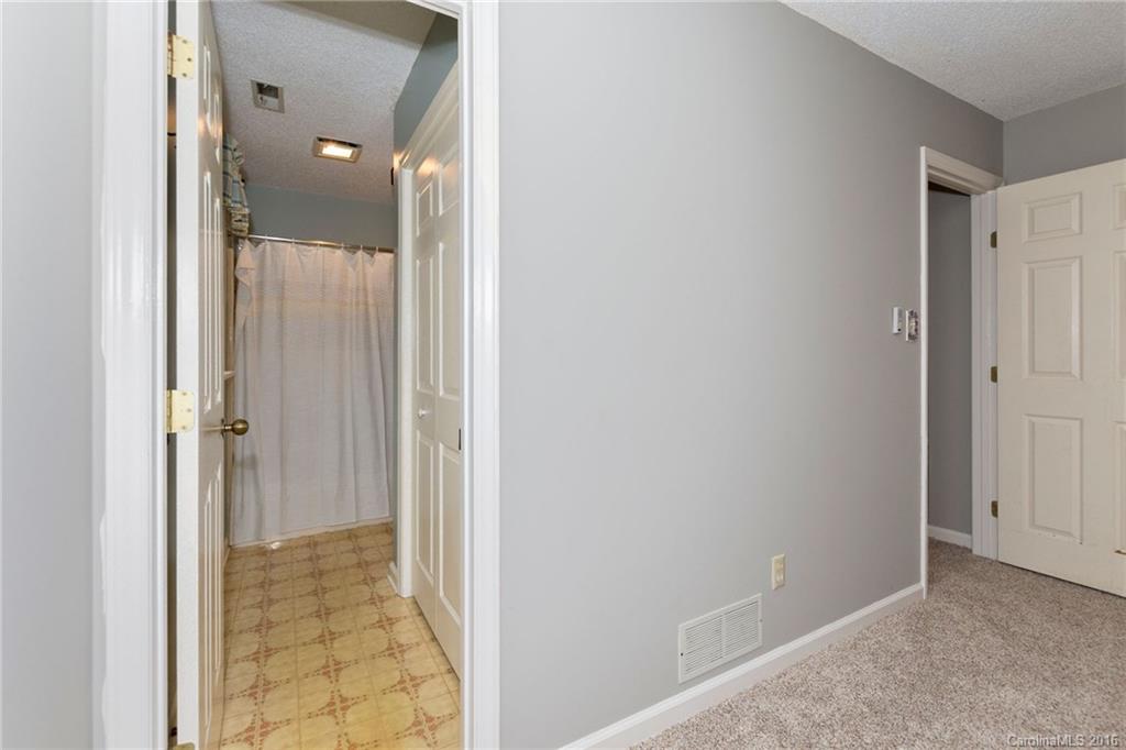 14 Stephanie Lane Asheville NC 28805