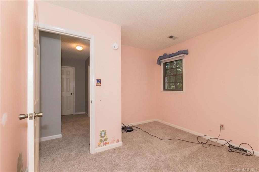 14 Stephanie Lane Asheville NC 28805