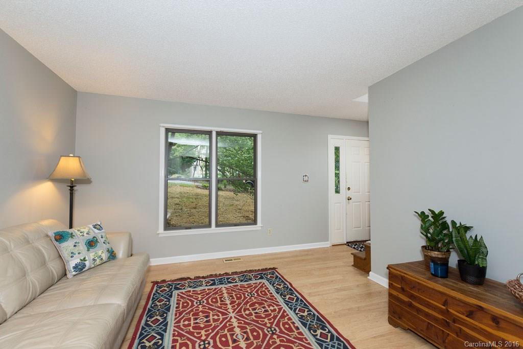 14 Stephanie Lane Asheville NC 28805
