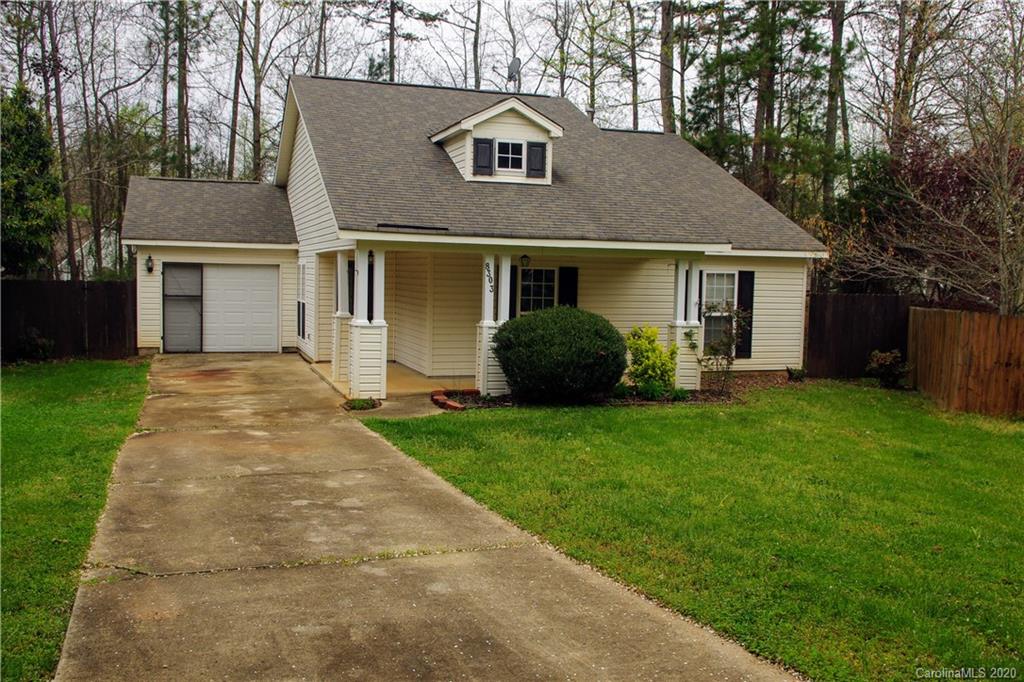 8303 Highlander Court Charlotte NC 28269