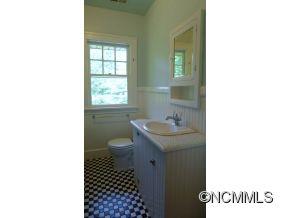 121 Forest Hill Drive Asheville NC 28803