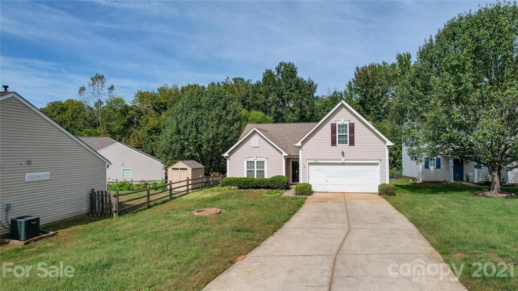 12820 Lismorre Castle Court Charlotte NC 28273