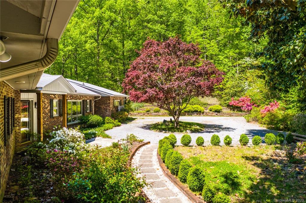 226 Mountain Shadows Lane Columbus NC 28722