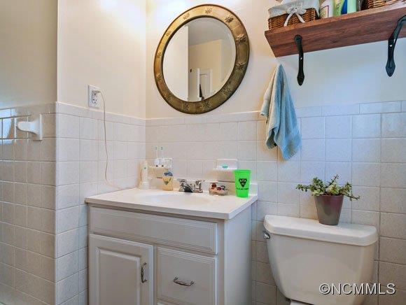 207 Sherwood Road Swannanoa NC 28778