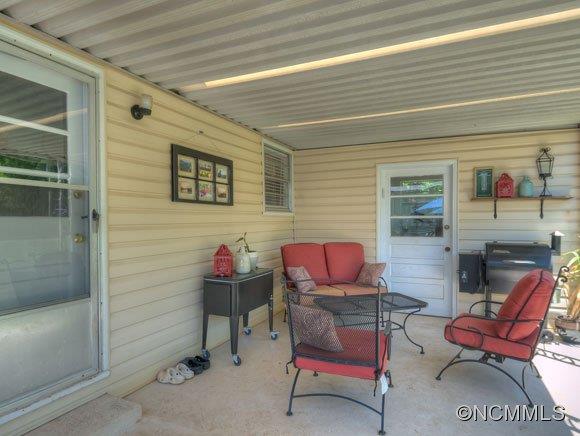 207 Sherwood Road Swannanoa NC 28778