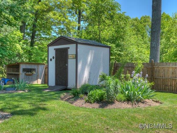 207 Sherwood Road Swannanoa NC 28778