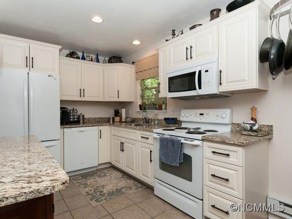 207 Sherwood Road Swannanoa NC 28778