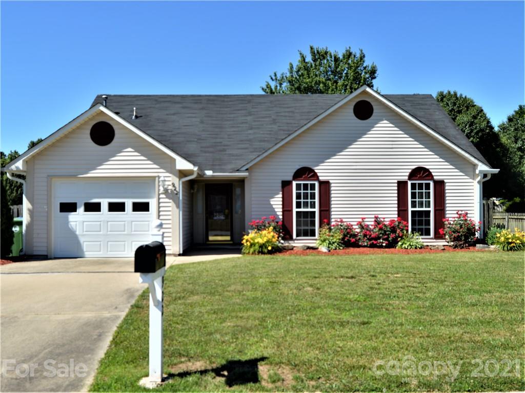 922 Woodhill Drive Fletcher NC 28732