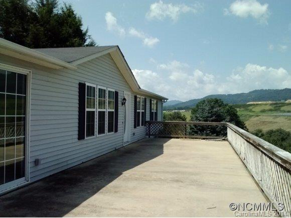 23 Puppy Dog Trail Canton NC 28716