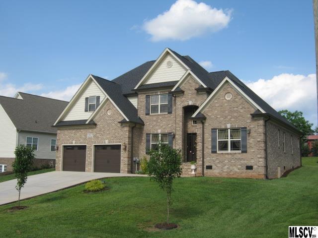 1915 Waterbury Court Hickory NC 28602