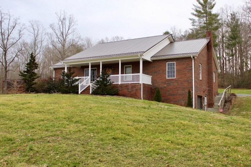 5425 Harris Farm Road Hickory NC 28602