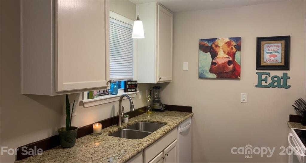 5111 Queen Anne Road Charlotte NC 28217