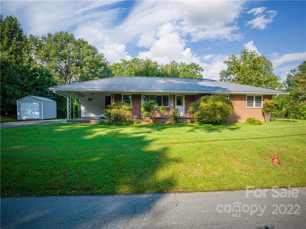 132 Ridgeway Street Sylva NC 28779