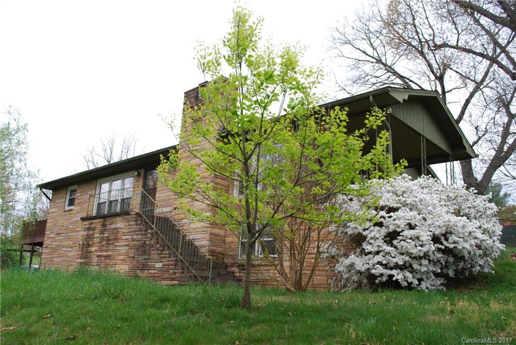 22 Sheppard Drive Asheville NC 28806