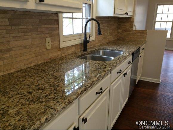5 Partridge Lane Weaverville NC 28787