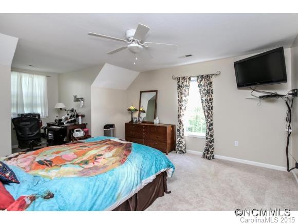 86 Appalachian Way Asheville NC 28806