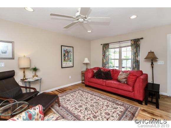 86 Appalachian Way Asheville NC 28806