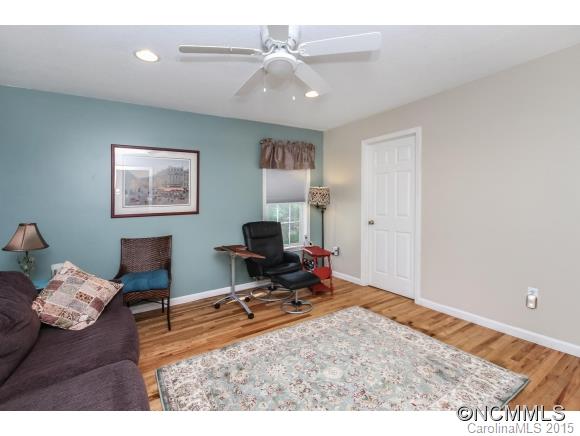 86 Appalachian Way Asheville NC 28806