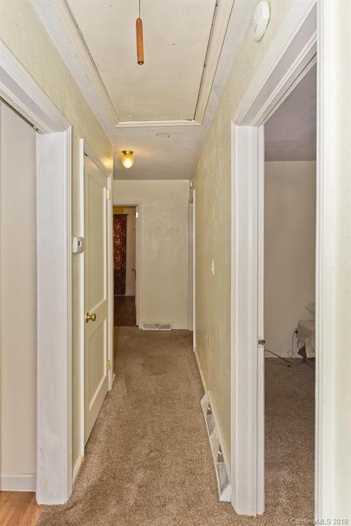 8 Wilburn Road Asheville NC 28806