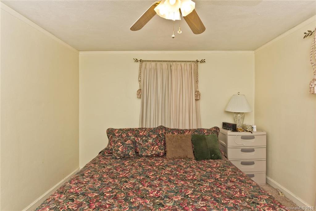 8 Wilburn Road Asheville NC 28806