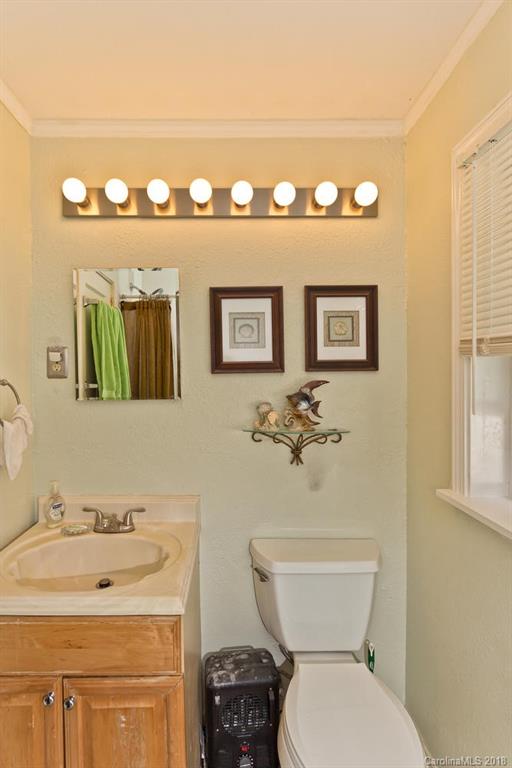 8 Wilburn Road Asheville NC 28806