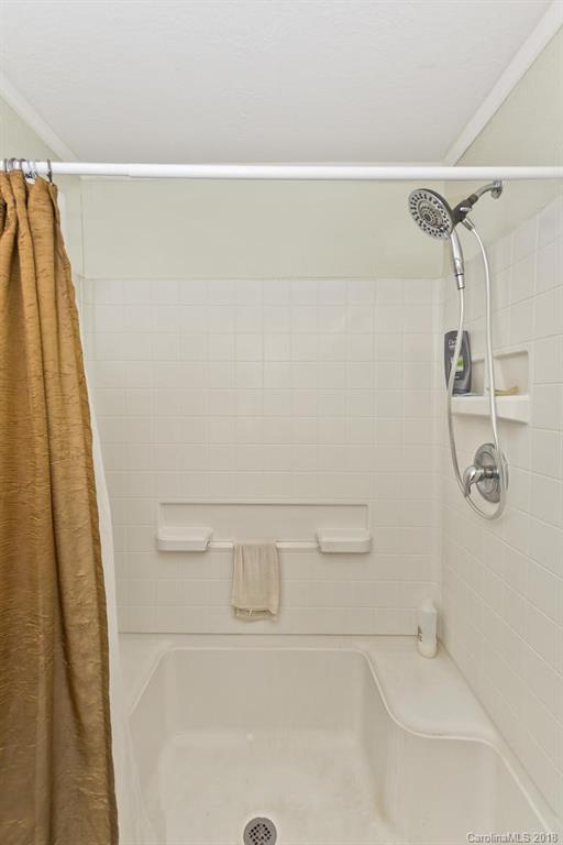 8 Wilburn Road Asheville NC 28806