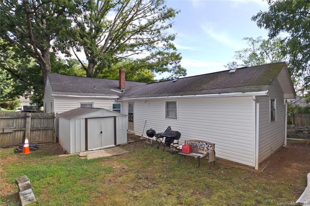 8 Wilburn Road Asheville NC 28806