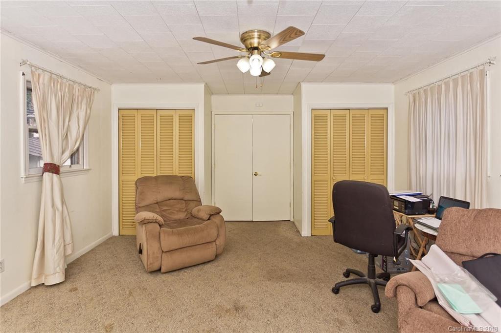 8 Wilburn Road Asheville NC 28806