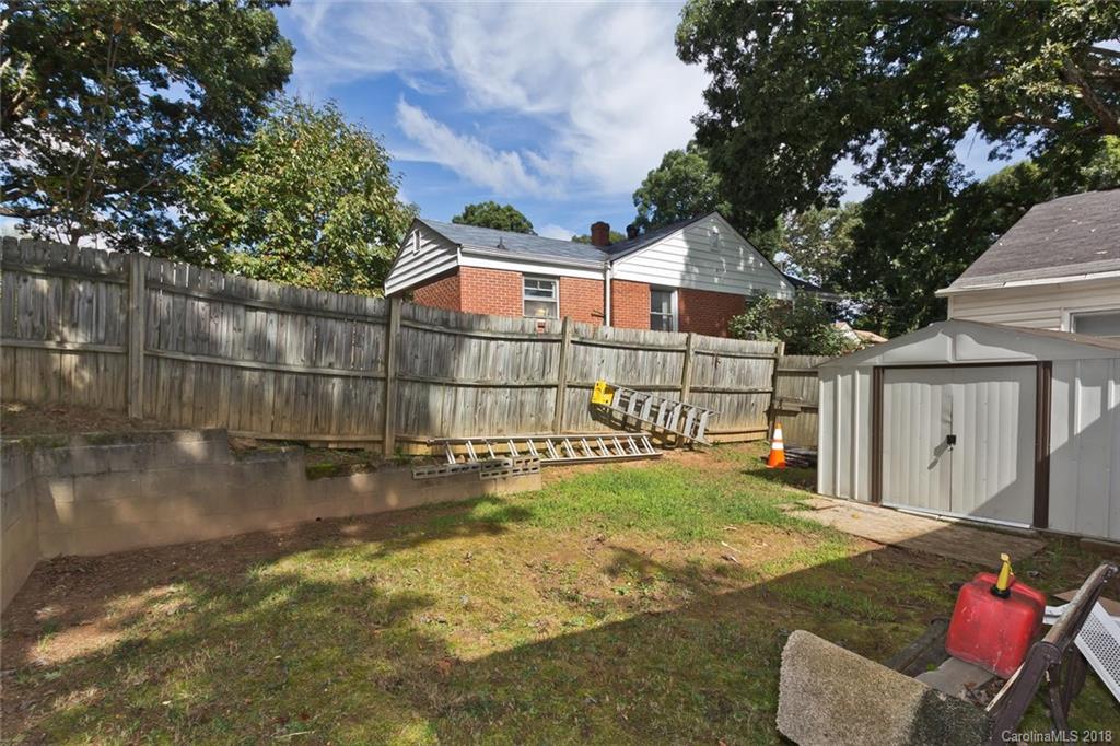 8 Wilburn Road Asheville NC 28806