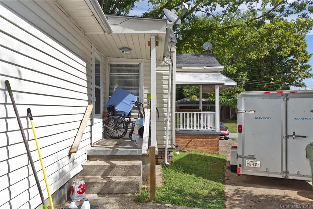8 Wilburn Road Asheville NC 28806