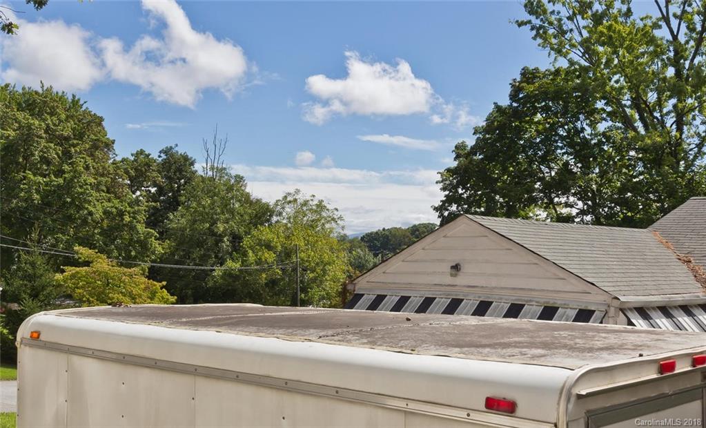 8 Wilburn Road Asheville NC 28806
