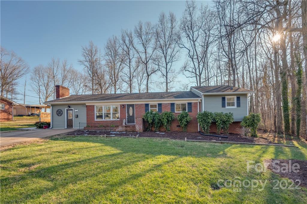 241 Wells Drive Forest City NC 28043