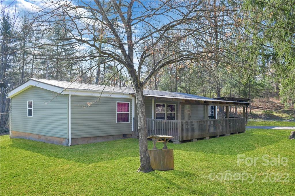 3099 Harmony Grove Road Nebo NC 28761