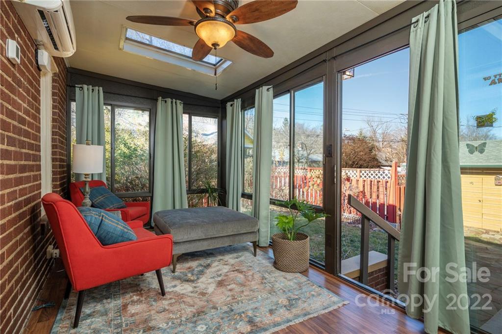 21 Lookout Drive Asheville NC 28804