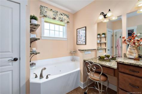 6 Bungalow Way Asheville NC 28804