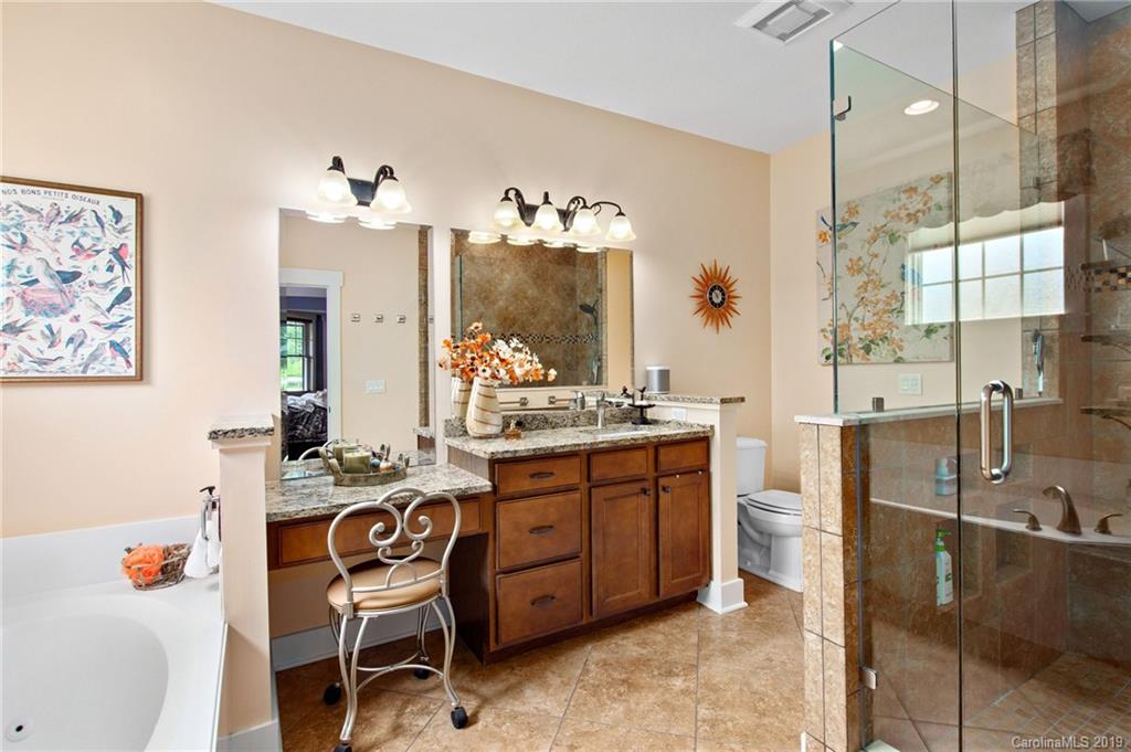 6 Bungalow Way Asheville NC 28804
