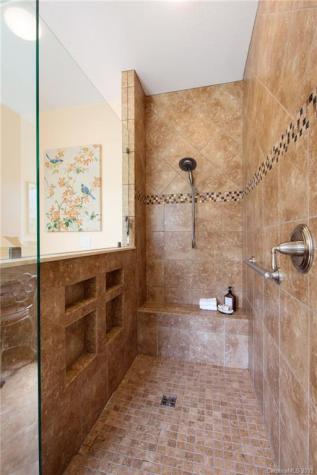 6 Bungalow Way Asheville NC 28804