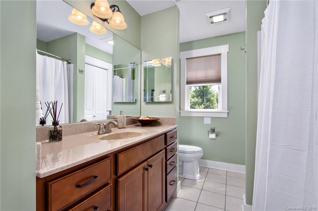 6 Bungalow Way Asheville NC 28804