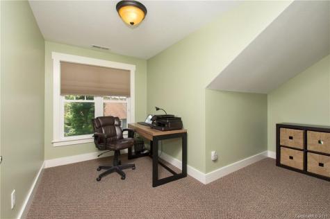 6 Bungalow Way Asheville NC 28804