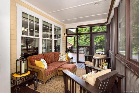6 Bungalow Way Asheville NC 28804