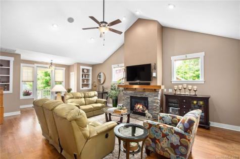 6 Bungalow Way Asheville NC 28804