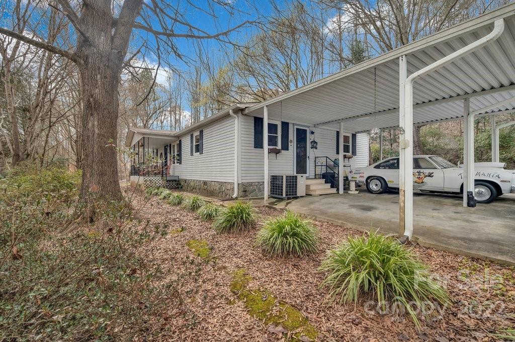1197 Finger Bridge Road Hickory NC 28602
