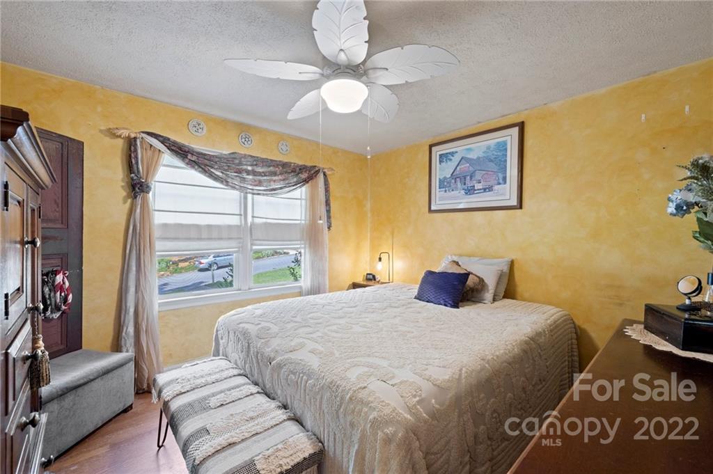 2 Pinehurst Road Asheville NC 28805