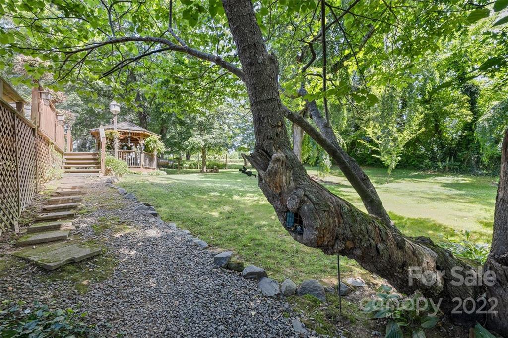 2 Pinehurst Road Asheville NC 28805