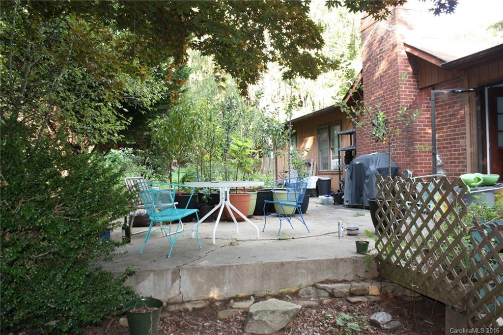100 Park Ridge Avenue Swannanoa NC 28778