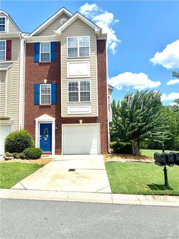 221 Langhorne Drive Mount Holly NC 28120
