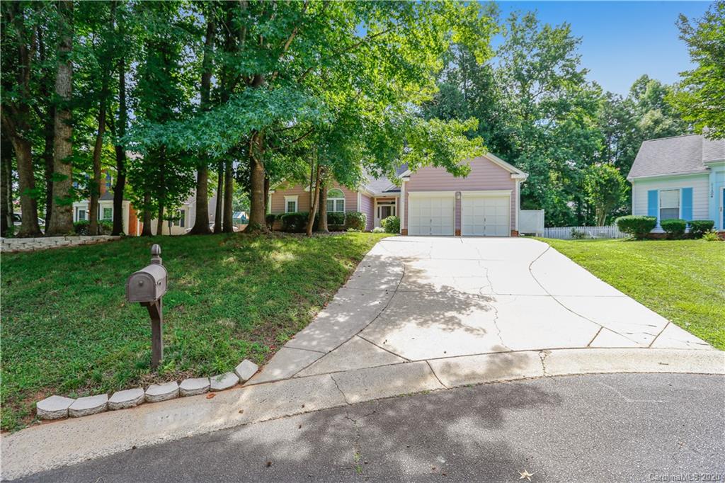11010 Red Snow Court Charlotte NC 28215