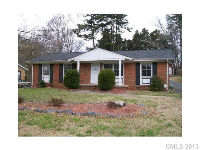 1025 Dunleigh Drive Charlotte NC 28214