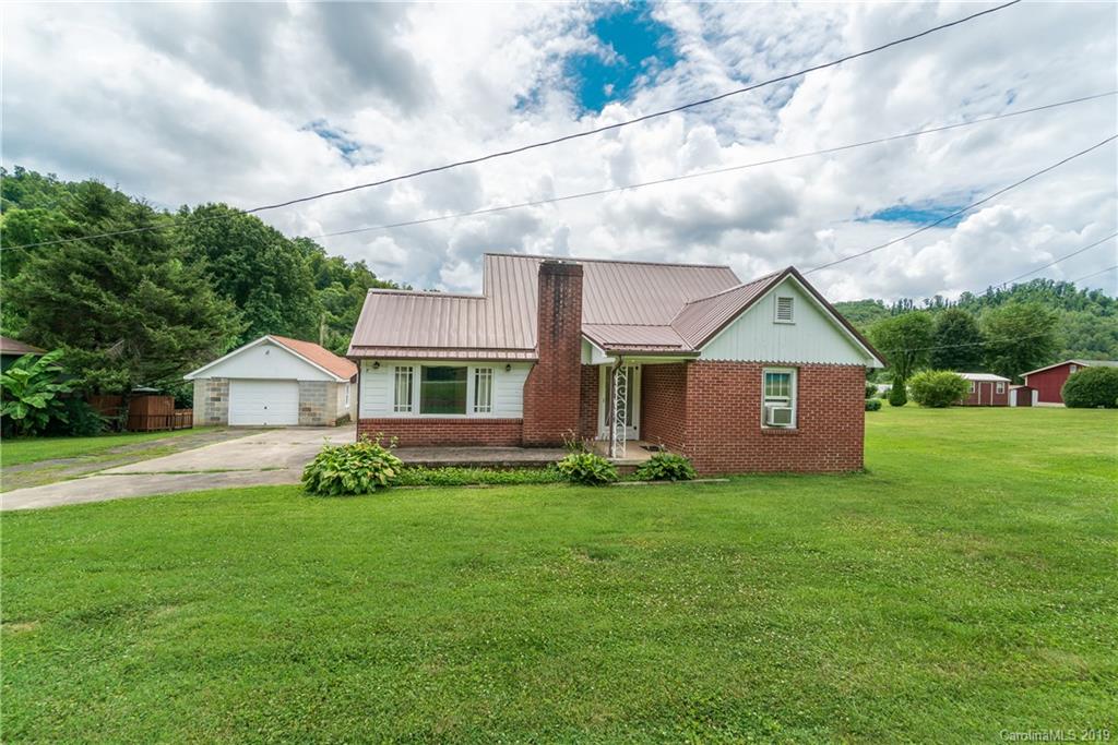 4024 Skyland Drive Sylva NC 28779