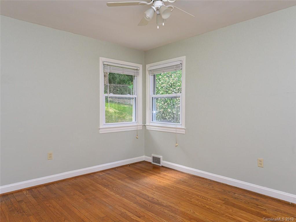 142 White Pine Drive Asheville NC 28805
